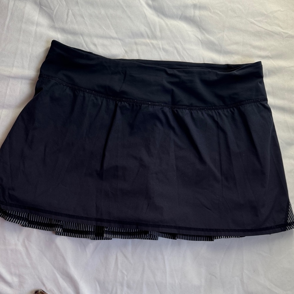 Adorable Lululemon skirt!